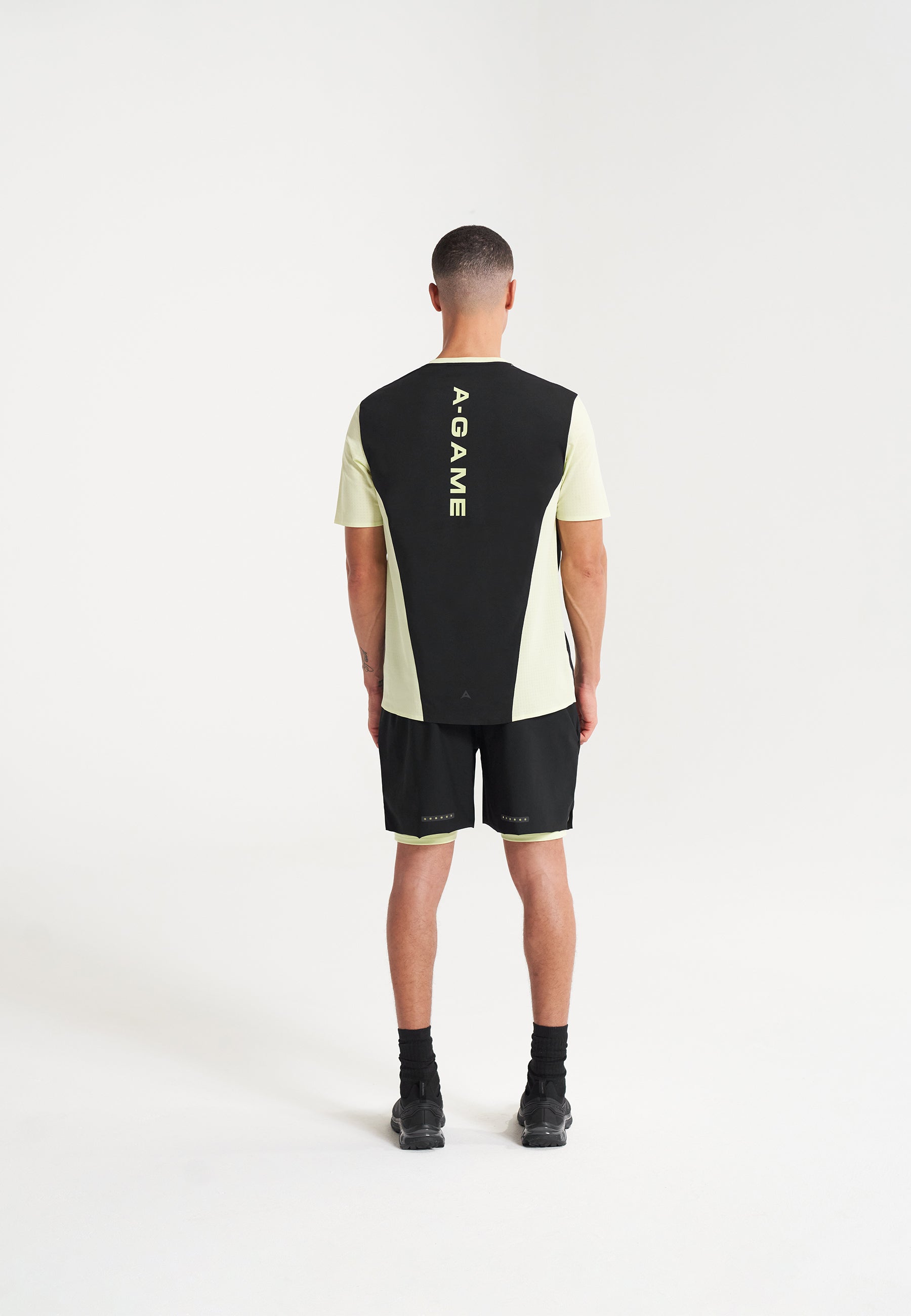 T-shirt d'entraînement à empiècements A-Game pour hommes - Citron vert/Noir